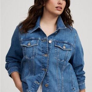 Torrid modern trucker Denim Jacket